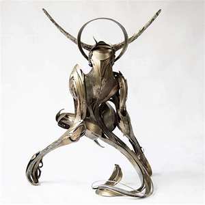 Statue de cheval en métal de qualité supérieure avec structure en acier durable pour aménagement extérieur et décoration intérieure, disponible à la vente - Product Image 3