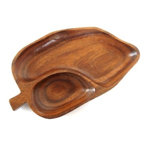 Plateau de service en bois artisanal de qualité supérieure, plateau rustique pour fruits, en-cas, pain, fromage, desserts, apéritifs et utilisation en cuisine - Product Image 2