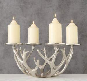 Décoration de Noël en aluminium et bois de grande qualité à prix raisonnable, idéale pour les réunions saisonnières. - Product Image 1