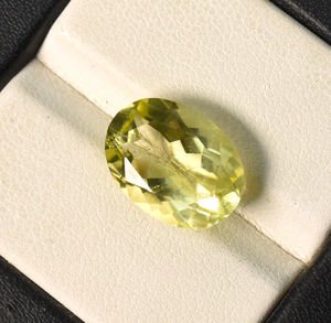 Cuarzo Limón Natural Ovalado 14X10X7 mm 5.85 ct Gema Suelta para la Fabricación de Joyas - Product Image 5