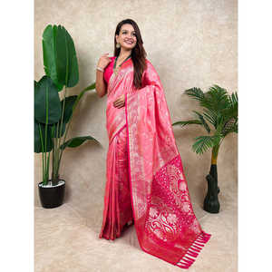 Sari de Seda Tejida Banarasi Jaal Zari Rosa Bebé, Ropa India y Pakistaní de Elite Weaves - Product Image 2