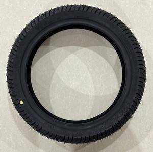 Pneu de scooter sans chambre à air KUMA K211 10-17 pouces, haute adhérence, performance stable pour Vespa Honda Yamaha sur le marché d'Asie du Sud-Est - Product Image 3