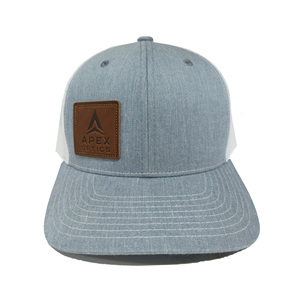 ผลิตในเวียดนาม, หมวกแก๊ปทรงทรัคเกอร์ผู้ใหญ่ตาข่ายสีขาวเย็น 6 แผง ตกแต่งด้วยแผ่นหนังแบบกำหนดเอง, สไตล์มินิมอลสำหรับกิจกรรมกลางแจ้ง - Product Image 1