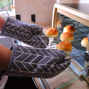 Gants de cuisine extra épais de haute qualité, résistants à la chaleur jusqu'à 350 degrés, pour la cuisson, le grillage et le barbecue - Product Image 5