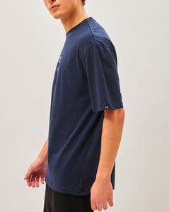 เสื้อยืดคอตตอนผู้ชายพิมพ์ลาย DTF แบบกำหนดเอง คุณภาพพรีเมียม คอกลม สวมใส่สบาย ระบายอากาศได้ดี เนื้อผ้านุ่ม ผู้ผลิตแบบ OEM และ ODM - Product Image 2
