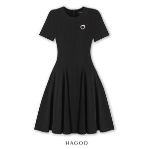 Vestido Midi Plisado Vintage de Manga Corta con Cuello Redondo para Mujer, Ajuste Ceñido, Largo hasta la Rodilla, Casual, Verano, Primavera, Uso Diario V9019 - Product Image 4