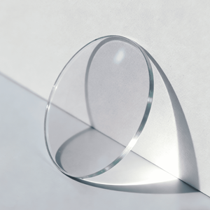 Les verres photochromiques offrent une protection contre les rayons ultraviolets, la lumière bleue et la lumière infrarouge moyenne. - Product Image 1