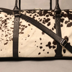 Bolsa de Viaje de Cuero Vacuno con Cierre de Cremallera, Bolsa de Fin de Semana, Diseño Duradero - Product Image 5
