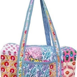 Bolsa de lona acolchada con estampado surtido y patchwork, con cierre de cremallera y asa superior, bolsos de fin de semana, accesorios para mujer, venta al por mayor - Product Image 2