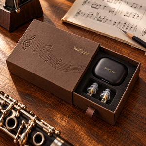 Caja de Almacenamiento Personalizada para Auriculares de Músico, Color Marrón Nogal - Product Image 5