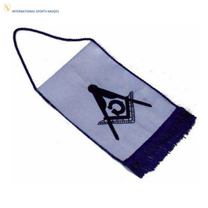 Bannières de régalia maçonniques haut de gamme personnalisées brodées en tissu satiné avec franges dorées décoratives et épingle de sûreté premium pour l'affichage en loge - Product Image 2