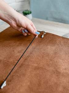 Porta Menús de Cuero Genuino Hecho a Mano de Lujo, Plegable, Gran Capacidad, Resistente al Agua, Ligero, Venta al Por Mayor de Fábrica - Product Image 5