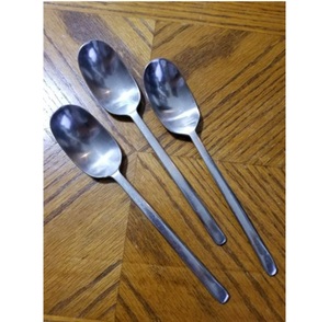 Gifts Eco-friendly Stainless Steel Metal Spoon Set for Kitchen Use Stainless Steel Dessert Spoon with <b>Mirror</b> Polish - Product Image 1