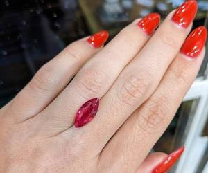 อัญมณีทรงหลวมทรงทับทิมสีแดงตัดสำหรับการผลิตเครื่องประดับ - Product Image 3