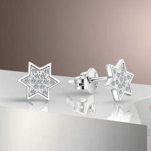 Boucles d'oreilles clous étoile en argent sterling 925 pour femme, petites, tendance, avec zircon brillant, idéales pour fiançailles, mariage ou cadeau d'anniversaire - Product Image 4