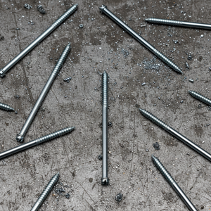 Vietnam Factory Wholesale Blue Head Hex Roofing <b>Screws</b> - BIS Certified Metal Fasteners with EPDM Washer - Product Image 1