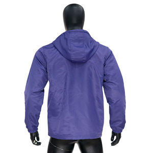 เสื้อแจ็คเก็ตกันลมแบบมีฮู้ดสำหรับฤดูหนาว ผ้าแคนวาสคุณภาพสูง กันน้ำ กันลม เหมาะสำหรับการเดินป่า บริการ OEM พร้อมโลโก้ด้านหน้า - Product Image 4