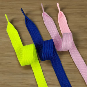 Cinta de Poliéster de Alta Calidad 100%, Color Personalizado, Diseño Espiga, Plana, Plegable, para Bolsas y Cordones de Zapatos - Product Image 1