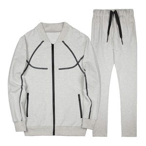 Ensemble de survêtement streetwear pour homme en polyester et élasthanne noir, avec fermeture éclair, logo personnalisé et passepoil, respirant, pour jogging - Product Image 5