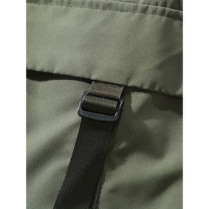 Pantalon de jogging cargo multipoches pour homme, style streetwear ample, en molleton de coton épais, avec logo personnalisé - Product Image 3