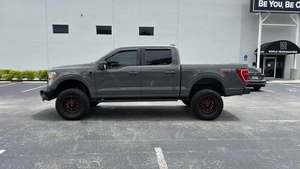 Ford F-150 XLT Sport 4x4 Usada del 2021 - Product Image 6