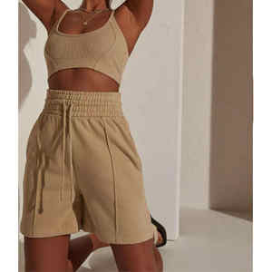 Ensemble deux pièces de sport décontracté pour femmes pour la tenue d'été de short de motard à motif solide - Product Image 2