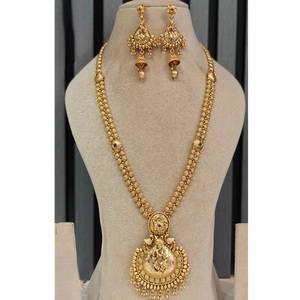 Elegante Conjunto de Collar y Pendientes Chapados en Oro de 24K con Colgante de Borla para Mujer, Joyería de Boda, Conjuntos de Joyería de Moda de Aleación - Product Image 1
