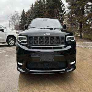 Jeep Grand Cherokee SRT SUV 2026 Super Premium - Product Image 3