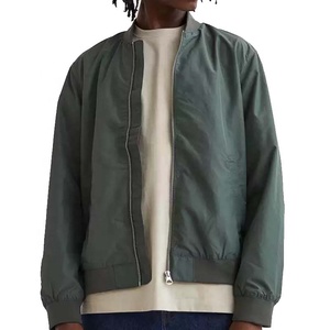 Nouvel Arrivage Vente en Gros Blouson Bomber Homme Imperméable Personnalisé Marque Privée Logo OEM Vierge 100% Polyester Toile Épaisse Hiver 2026 - Product Image 1
