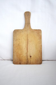 Tabla de Cortar Artesanal de Madera para Preparación y Presentación de Alimentos - Product Image 1