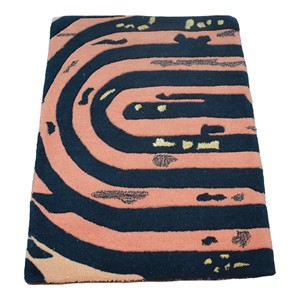 Tapis personnalisé en laine et viscose tufté à la main, motif abstrait moderne d'arc concentrique arc-en-ciel, bleu marine, rose corail, design à boucles dorées - Product Image 2