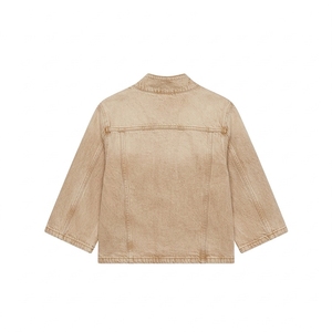 Veste en jean courte pour femme avec fermeture boutonnée, manches longues, design moderne et décontracté, vêtement d'extérieur polyvalent pour la mode quotidienne - Product Image 3