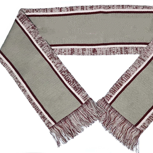 Conjunto Premium de Bufanda y Gorro de Invierno para la Hermandad Alabama A&M y Delta Sigma Theta DST - Tejido Jacquard Color Carmesí Crema, Regalo de Ropa Griega - Product Image 3