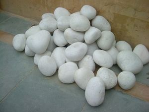 Piedras decorativas semiblancas, diseño moderno ecológico, piedras duraderas para exteriores, piedras filtrantes para villas - Product Image 1