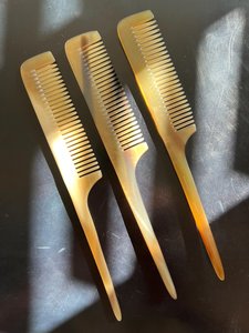 Peigne en corne de buffle véritable, artisanal, de haute qualité, respectueux de l'environnement, pour salons de coiffure, taille personnalisée - Product Image 2