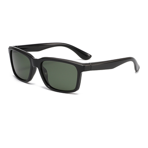 Lunettes de soleil sportives personnalisées tendance RTS 2026, monture intégrale TR90, verres polarisés TAC, protection UV, unisexe, pour la course à pied - Product Image 1