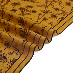ผ้าพันคอไหมซาตินสี่เหลี่ยมแบบดีไซน์เอง ผ้าพันคอ ผ้าคาดผม ใช้ได้ทุกฤดู - Product Image 4
