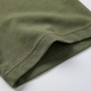 Polo en piqué de coton vert olive à manches courtes pour homme, décontracté, respirant, coupe classique, design tricoté uni - Product Image 6