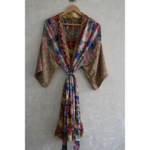 ชุดคลุมกิโมโนผ้าไหมระบายอากาศสำหรับผู้หญิงไซส์ใหญ่ งานแฮนด์เมด พิมพ์ลายยาว เซ็กซี่ ชุดนอนเจ้าสาวสำหรับฤดูใบไม้ร่วง ชุดนอนหรูหราสำหรับใส่ในบ้าน - Product Image 1