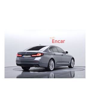 BMW Serie 5 530i XDrive Luxury 2023, Volante a la Izquierda, Caja de Cambios Automática, 48,405 km - Product Image 2