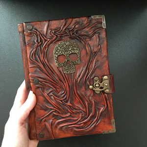 Mini Cuaderno Gótico A5 de Cuero, Hecho a Mano, Cuero Genuino, Cosido Ecológico, Regalo con Lápiz, Diario Vintage de Brujería y Hechizos - Product Image 3