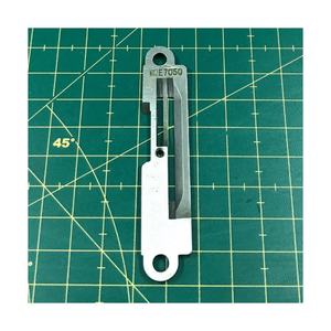 E705Q PLAQUE À AIGUILLE PIÈCES DE MACHINE À COUDRE INDUSTRIELLE POUR SIRUBA - Product Image 1