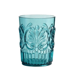 Vaso Acrílico para Bebidas Frías con Diseño de Flores en Relieve de 16 oz - Libre de BPA, Antiderrames, Reutilizable y Portátil - Product Image 1