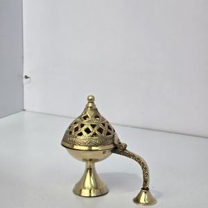 Quemador de incienso de latón Dhoop Dani Pooja con tapa grabada, artesanía tradicional india para decoración del hogar, religiosa, ecológica, para otoño - Product Image 6
