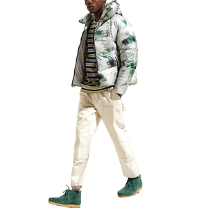 Chaqueta Acolchada con Capucha para Hombre, Estilo Tie Dye, Resistente al Viento, de Poliéster, para Invierno, Cierre Frontal con Cremallera, Corte Regular - Product Image 3