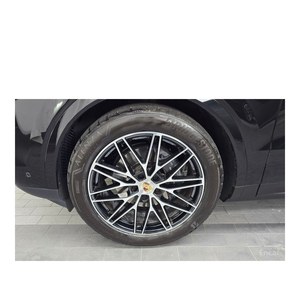 Porsche Cayenne 3.0 Coupé 2024, 20,168 km, Volante a la Izquierda, Caja de Cambios Automática, Asientos de Cuero con Cámara Trasera - Product Image 5