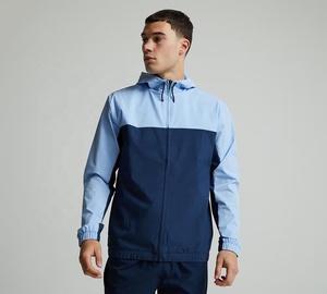 Conjunto Deportivo para Hombre con Capucha y Bloques de Color, Chaqueta Cortavientos Impermeable y Transpirable, 100% Poliéster, Ropa Deportiva para Verano y Actividades al Aire Libre - Product Image 1