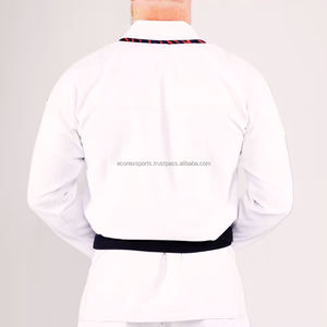 Meilleure qualité hommes karaté uniforme respirant séchage rapide polyester options personnalisables vente chaude Stretch vêtements d'arts martiaux - Product Image 2