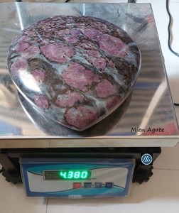 Piedra Preciosa Natural de Granate Rosa de 20 cm y 4,38 kg, Piedra de Corazón Grande y Esponjosa de Alta Calidad para la Paz, la Sanación, la Decoración y la Meditación - Product Image 4