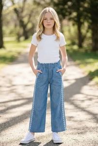 Hot Selling Girls Embroidered Paperbag <b>Waist</b> Denim Wide Leg Pants At Low Price By Exporter Girls <b>Jeans</b> - Product Image 4